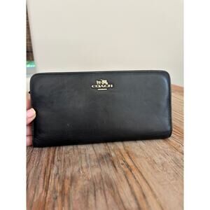 Coach Skinny Calf Leather Wallet Black